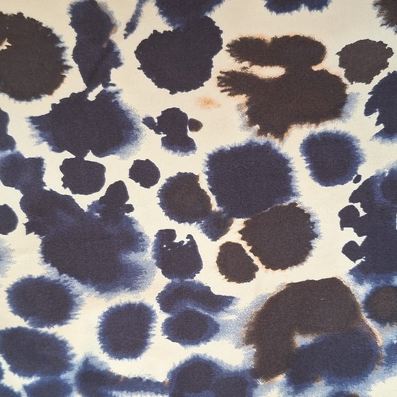 Ann Taylor Lined Pencil Skirt (14) - Picture 3 of 16